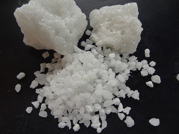 蘑菇视频APP下载和蘑菇视频免费版都是含氧化铝